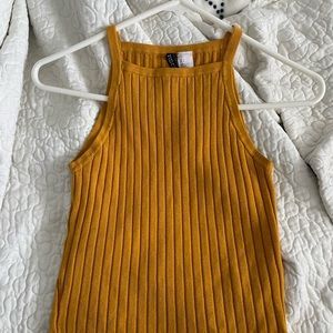 H&M ribbed tank top. Great condition!